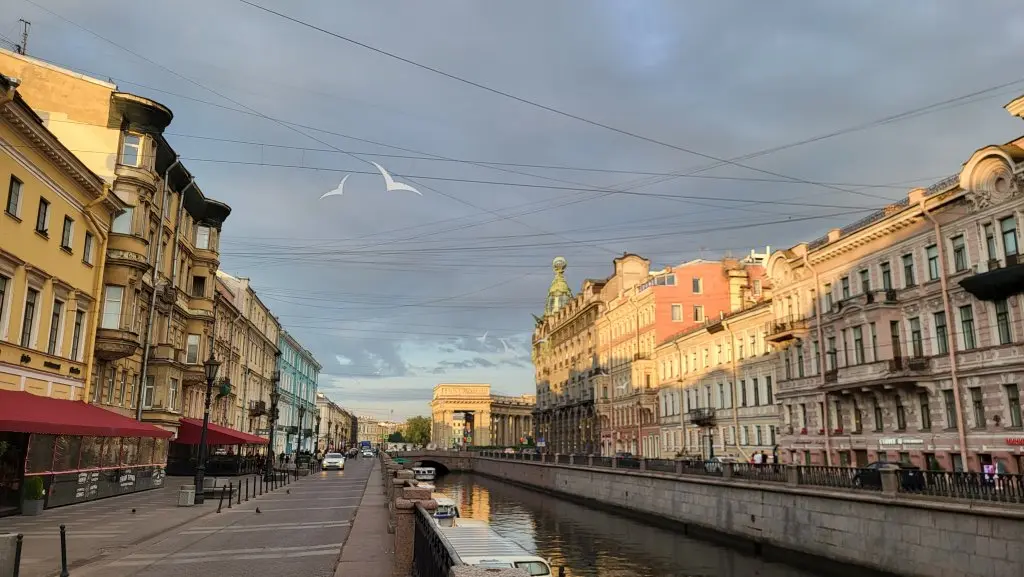 Санкт-Петербург: Апартаменты Квартира у Храма Спаса на Крови