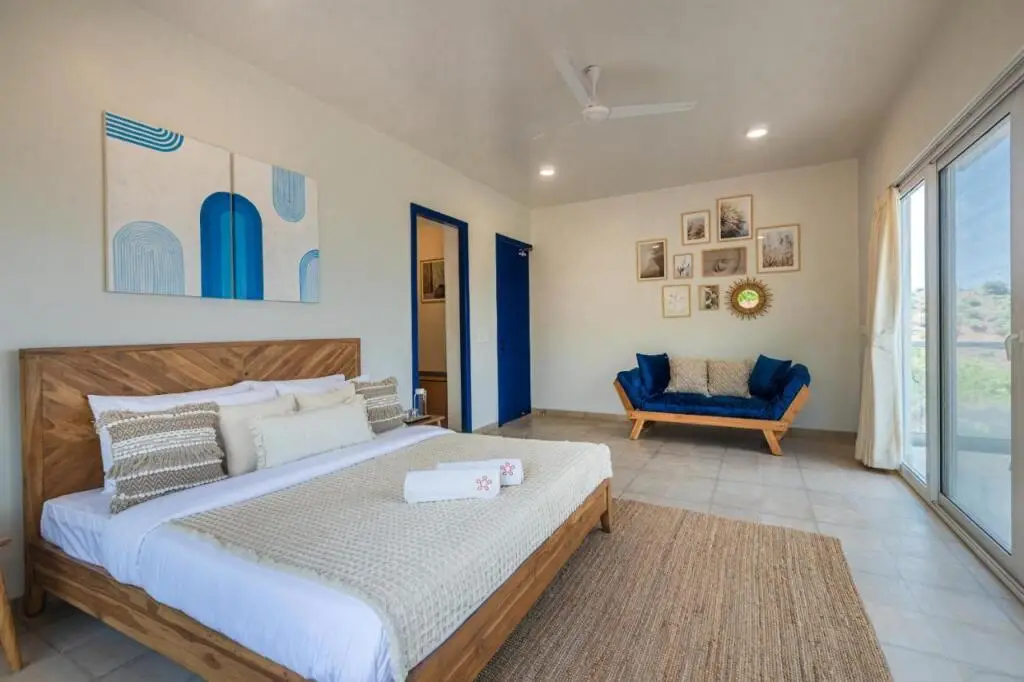 Хандала: SaffronStays Kaia Waters by Kosha Villas, Pawna - Greek style villa with panoramic view of Pawna lake