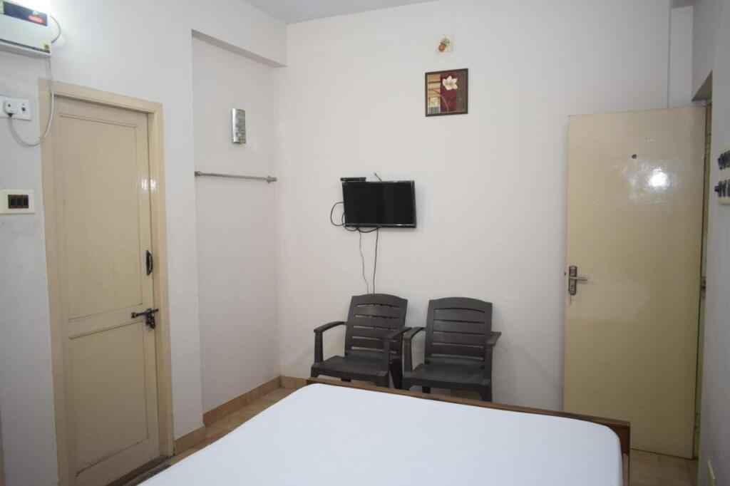 Пунди: Viswam Guest House