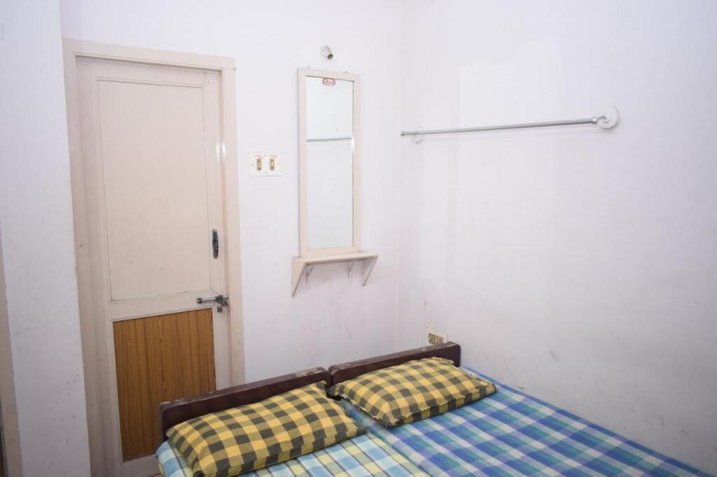 Пунди: Viswam Guest House