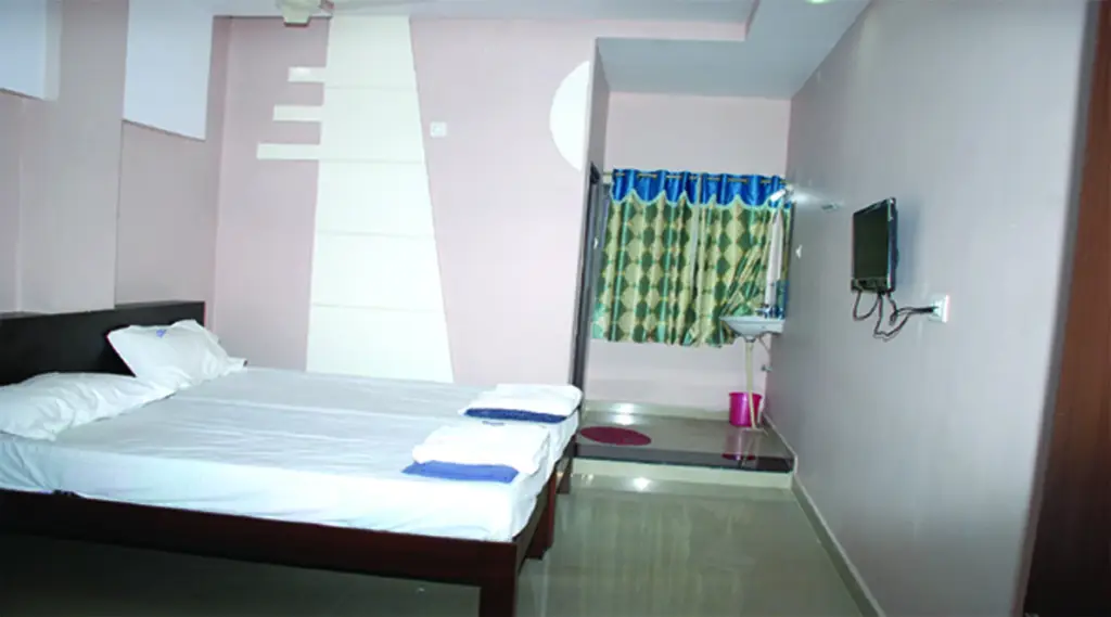 Карнул: I-Roomz Naga Mayuri