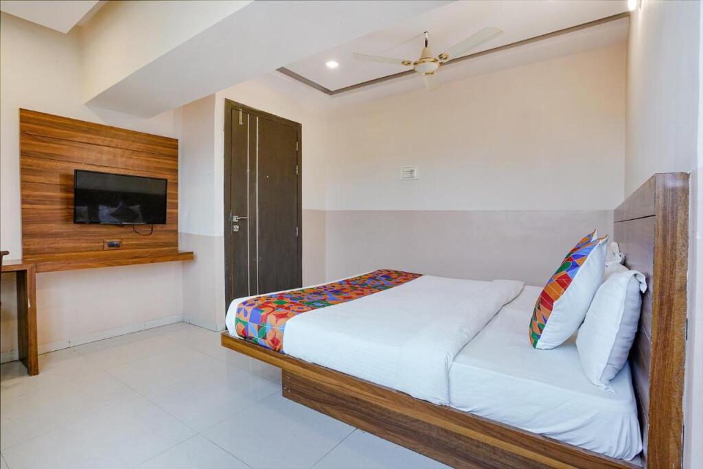 Пуна: Fabhotel Paradise Inn
