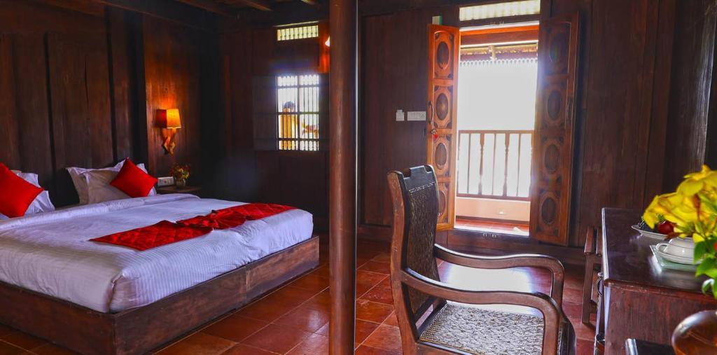 Кумараком: Kumarakom Heritage Resort