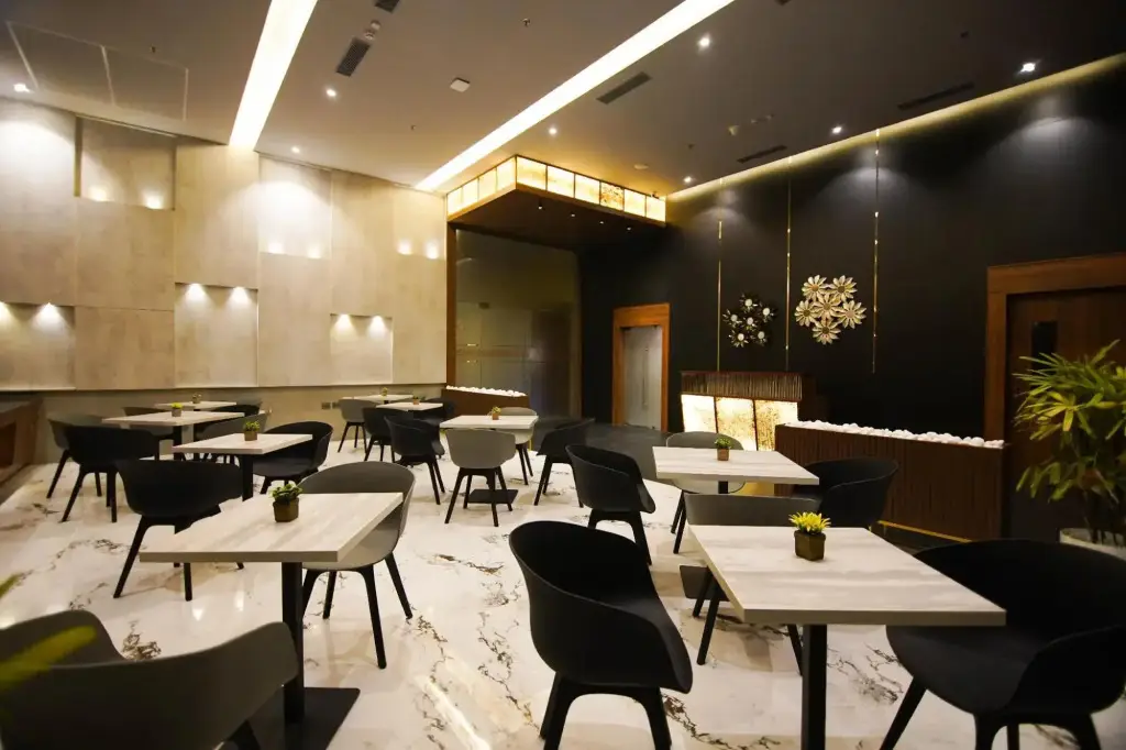 Чираккал: Jp Airport Hotel Kannur
