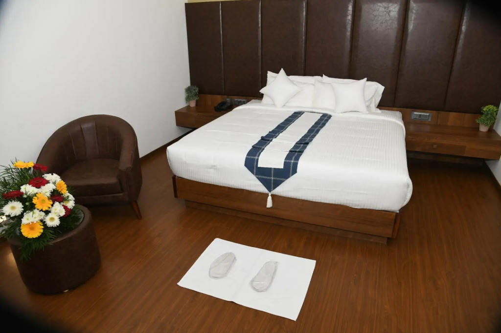 Чираккал: Jp Airport Hotel Kannur