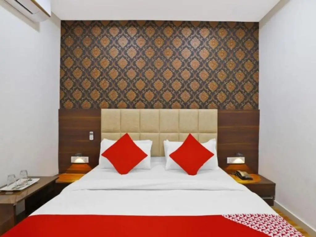 Ахмедабад: OYO Flagship 84101 Hotel Avens Inn
