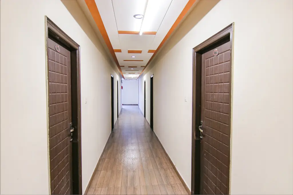 Дехрадун: Fabhotel City Palace