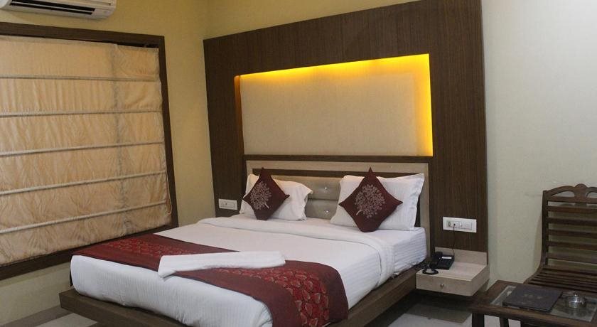 Крепость Jhansi: Hotel Sunrise