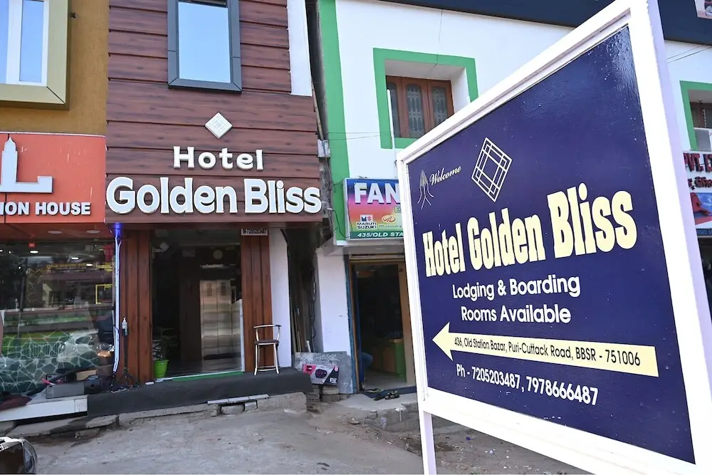 Fabhotel Golden Bliss — фото 1