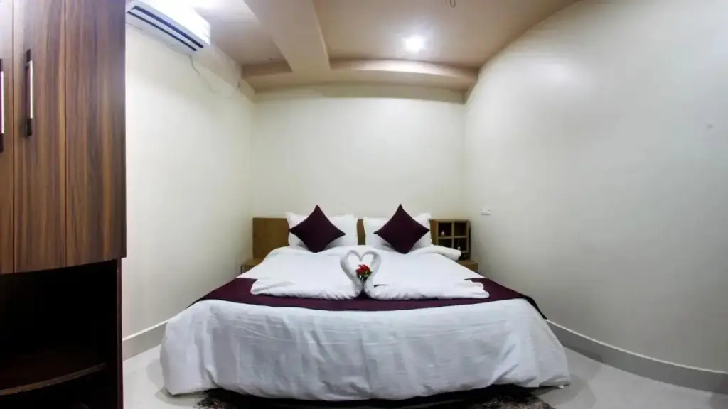 Гувахати: Bharalu Residency