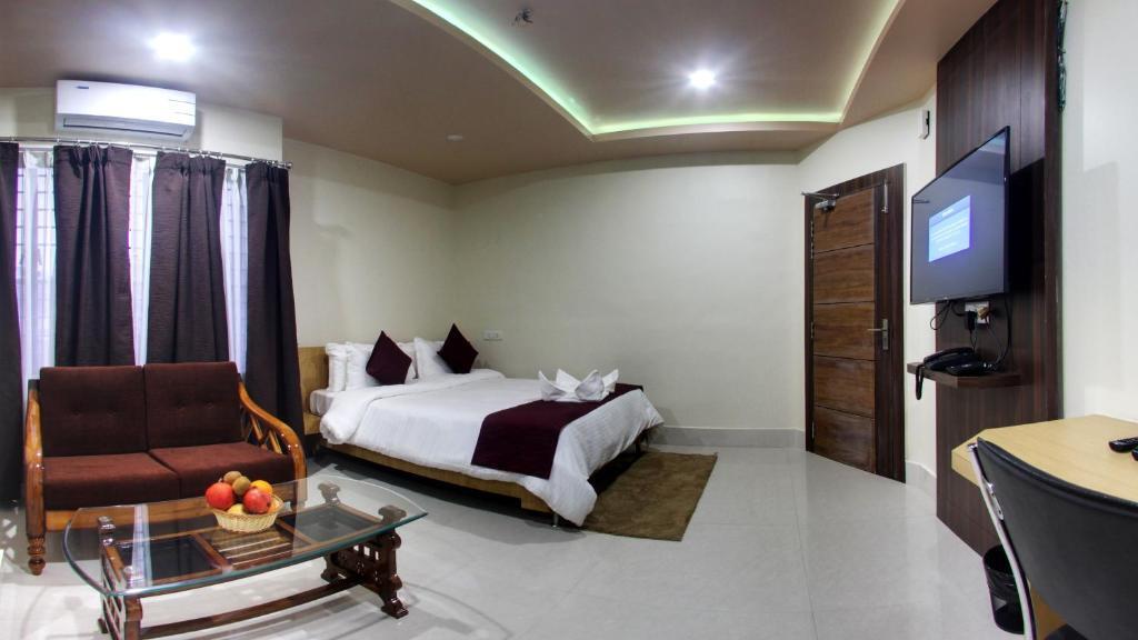 Гувахати: Bharalu Residency