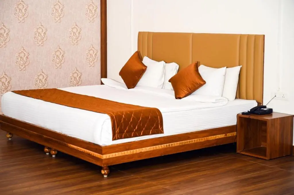 Бхопал: TGI Insignia Resort and Villas