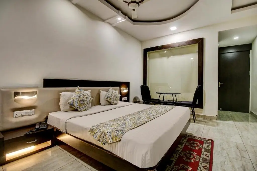 Бхопал: Fabhotel Csfc