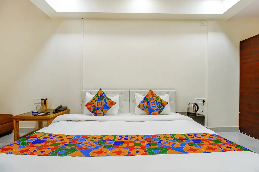 Бхопал: Fabhotel Sanskar
