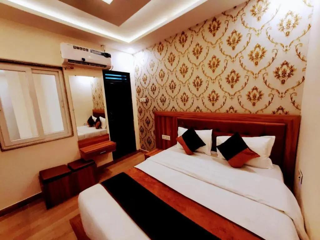 Канпур: Hotel Sky View