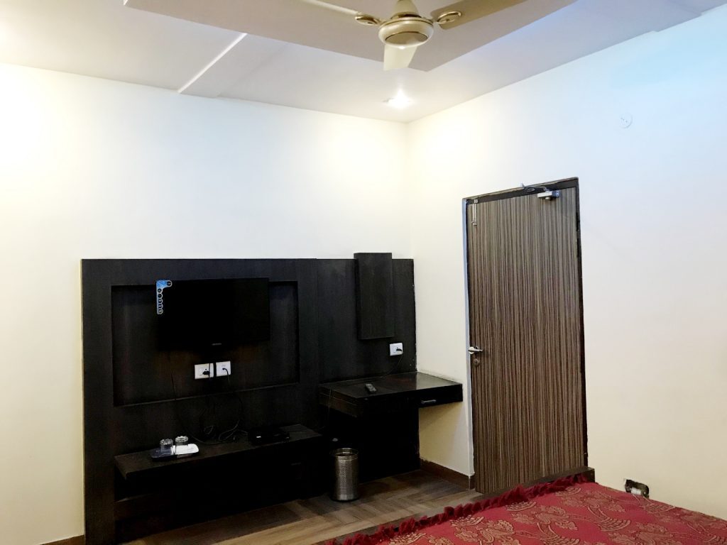 Канпур: Hotel Manoj International