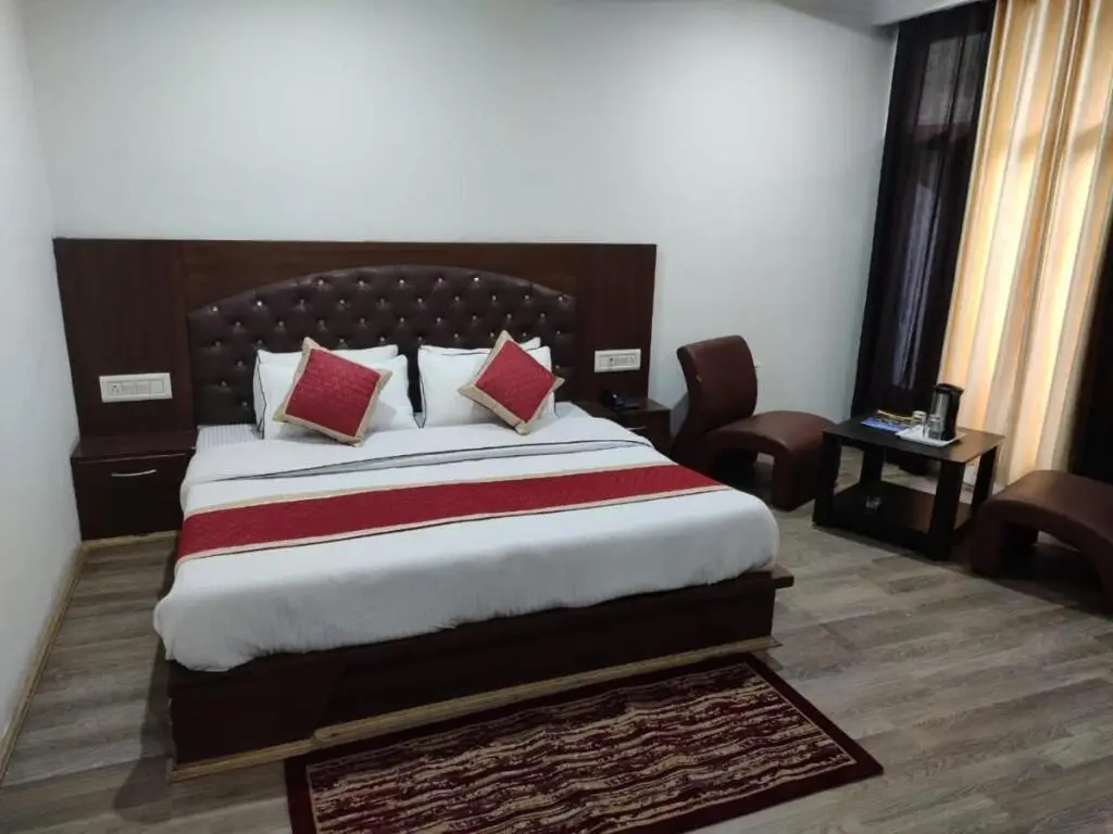 Касоль: Hotel vansh