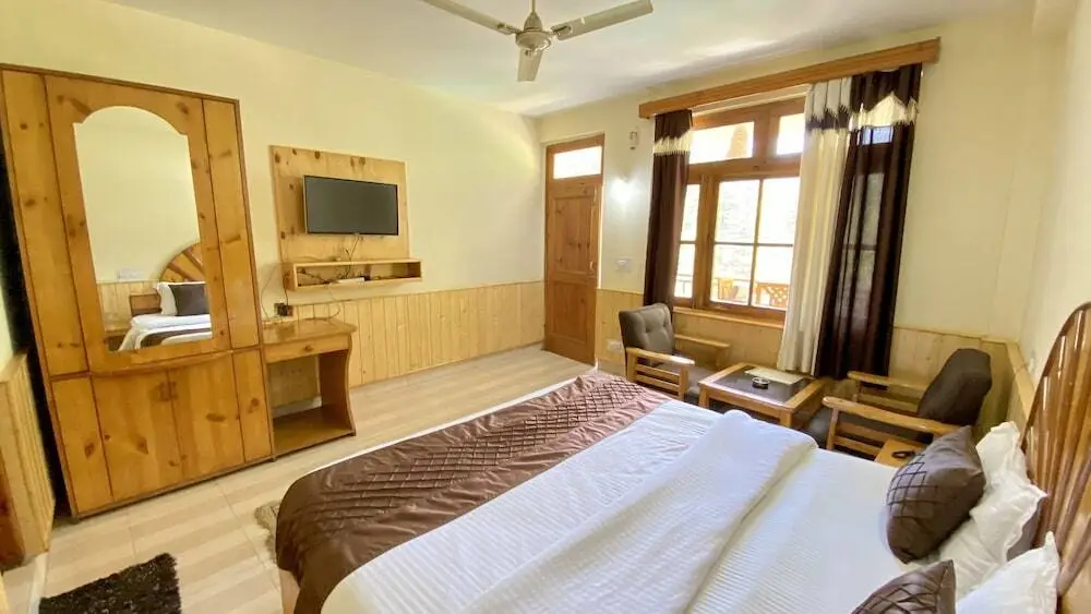 Касоль: Hotel Purnima River View