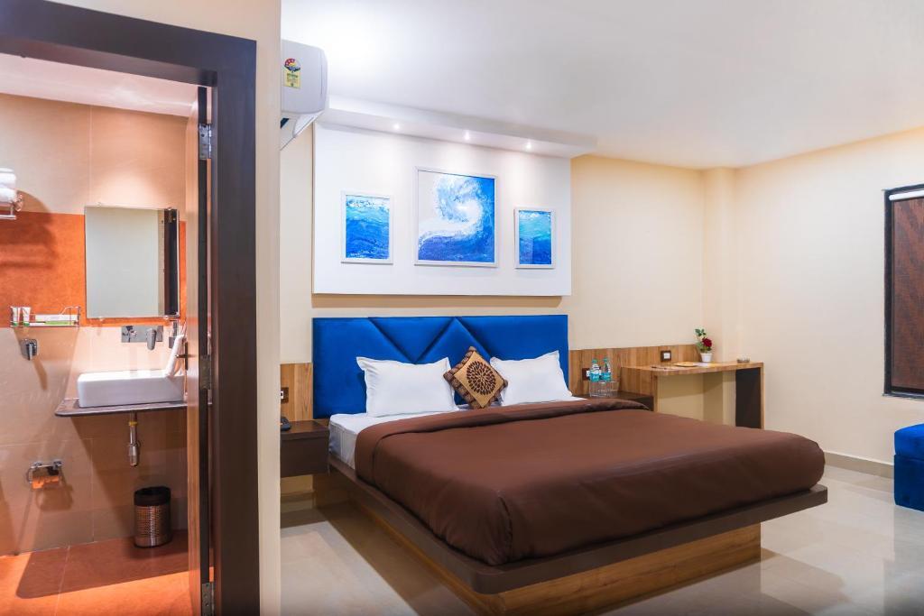 Бхопал: Geet Kavya Inn