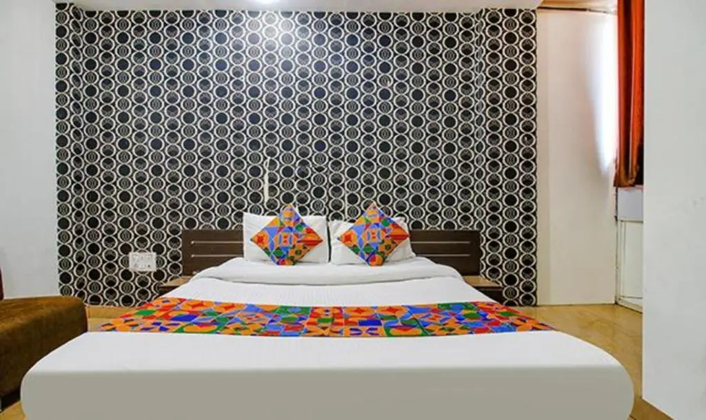 Бхопал: Fabhotel Surbhi