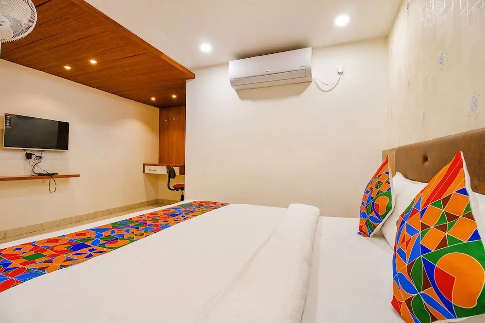 Бхопал: Fabhotel Silkroute Palaace