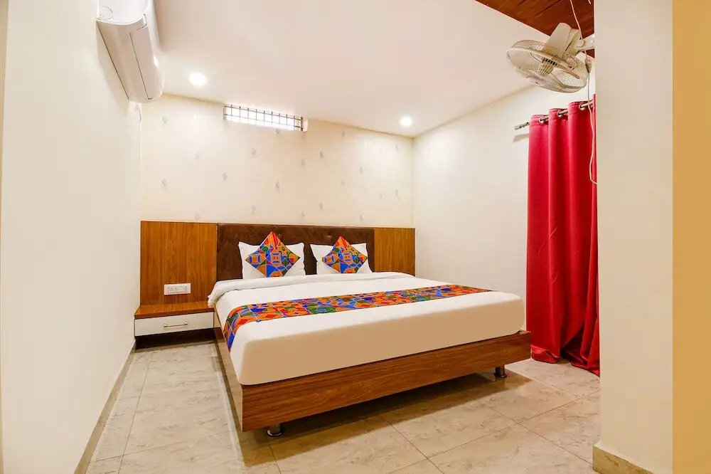 Бхопал: Fabhotel Silkroute Palaace