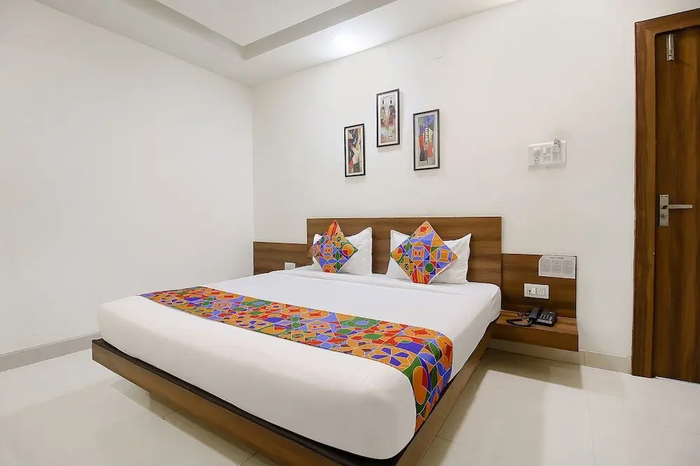 Бхопал: FabHotel Comfortable Stay