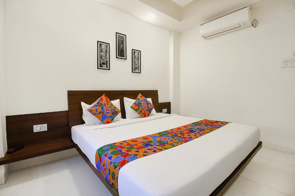 Бхопал: FabHotel Comfortable Stay