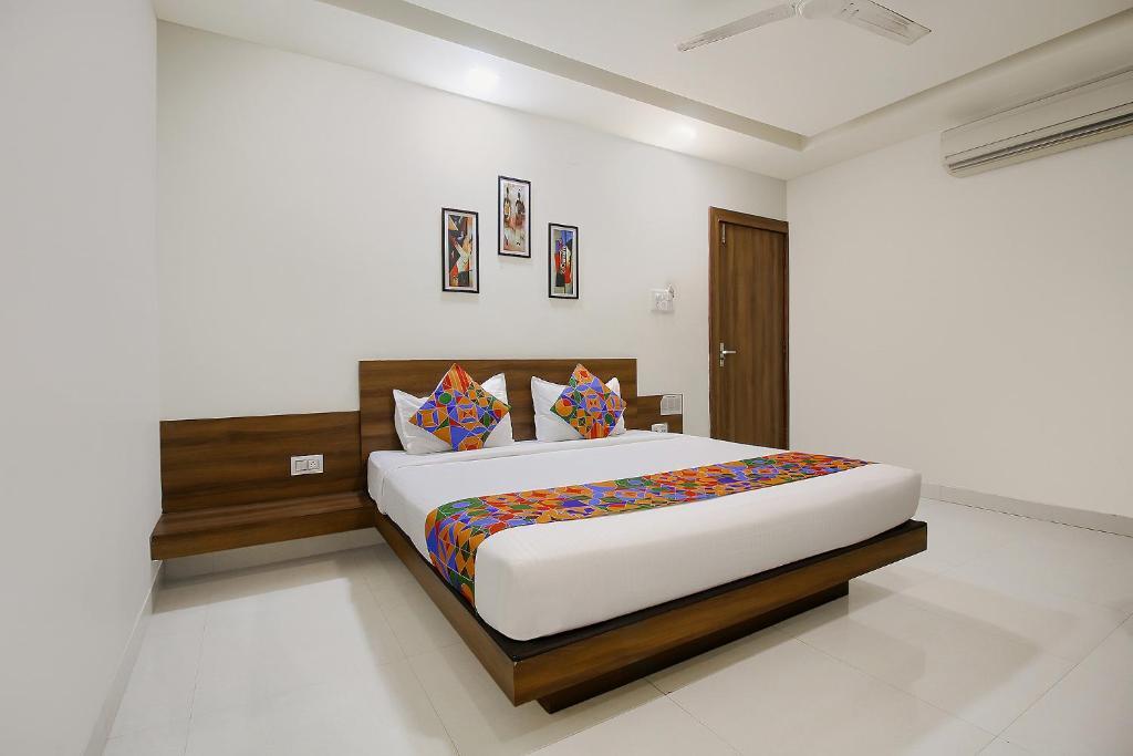 Бхопал: FabHotel Comfortable Stay