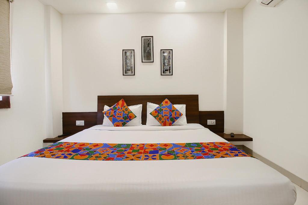 Бхопал: FabHotel Comfortable Stay