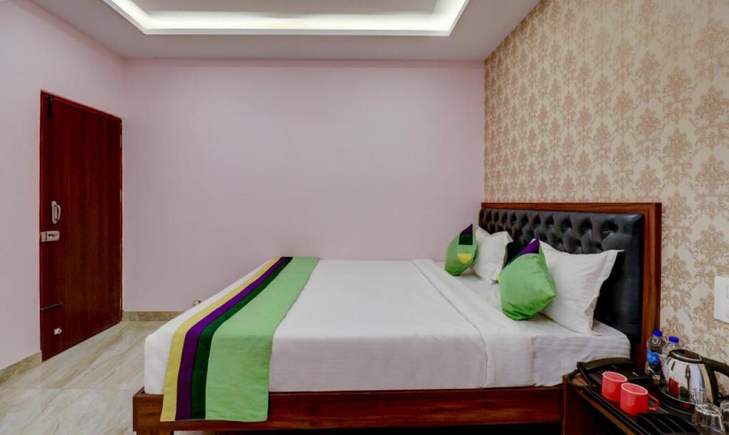 Бангалор: Treebo Three Street Inn