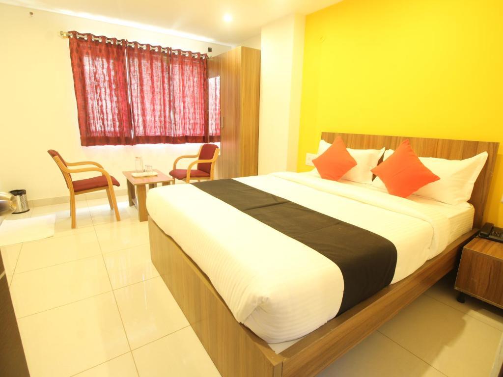 Бангалор: PPH LIving Nagavara LAke Sai Inn