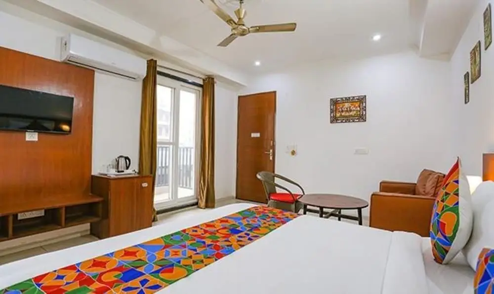 Гуруграм: FabHotel Rejoice Venture 52