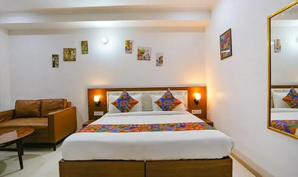 Гуруграм: FabHotel Rejoice Venture 52