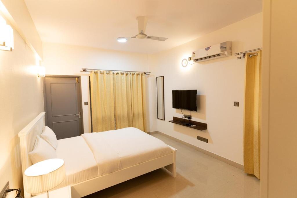 Бангалор: Regal Business Suites