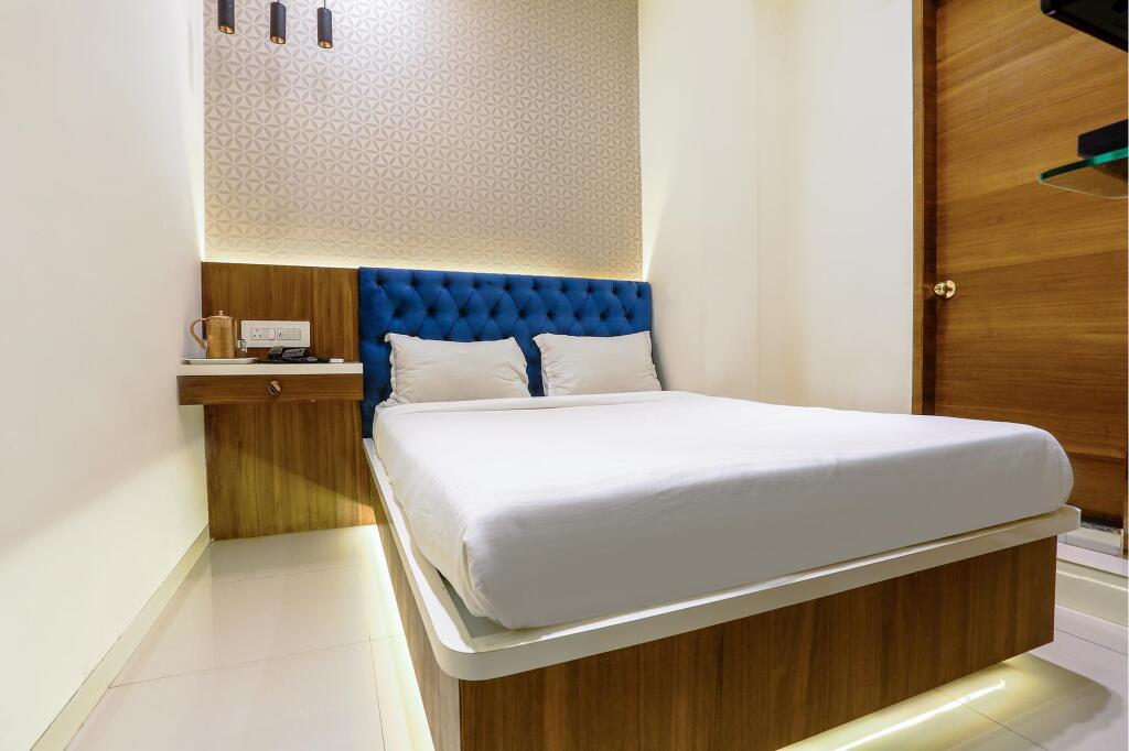 Мумбаи: Hotel Elegance