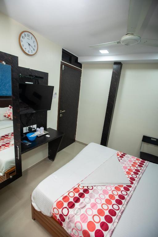 Мумбаи: Hotel J D Residency