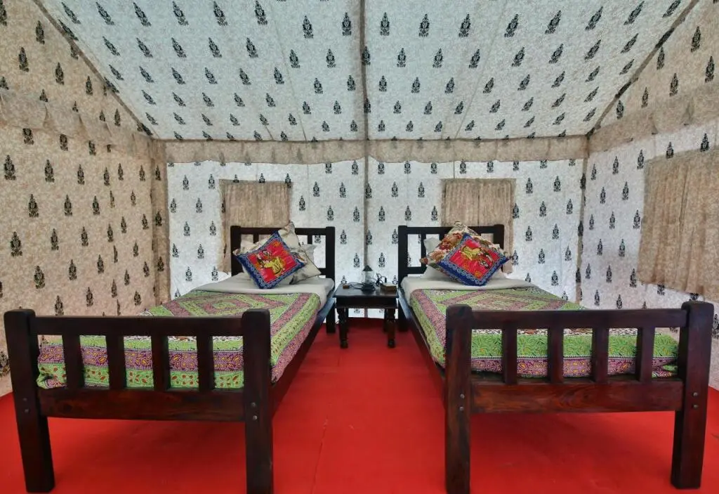 Государственный заповедник Desert National Park: Rajwada Desert Camp