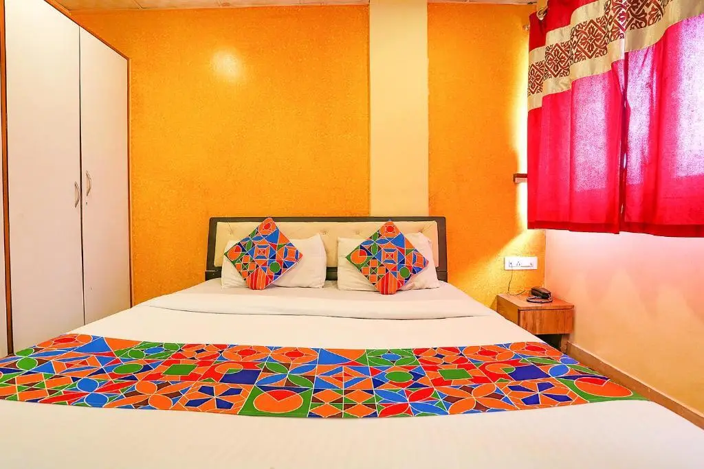 Мумбаи: FabExpress Dream Inn