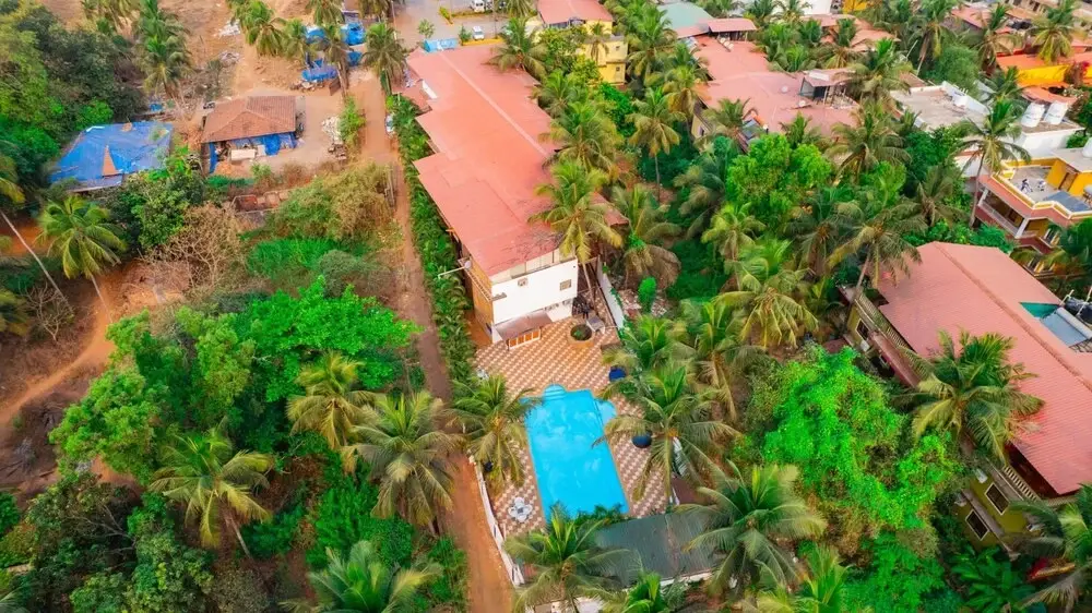 Bluebell Beach Resort — фото 1