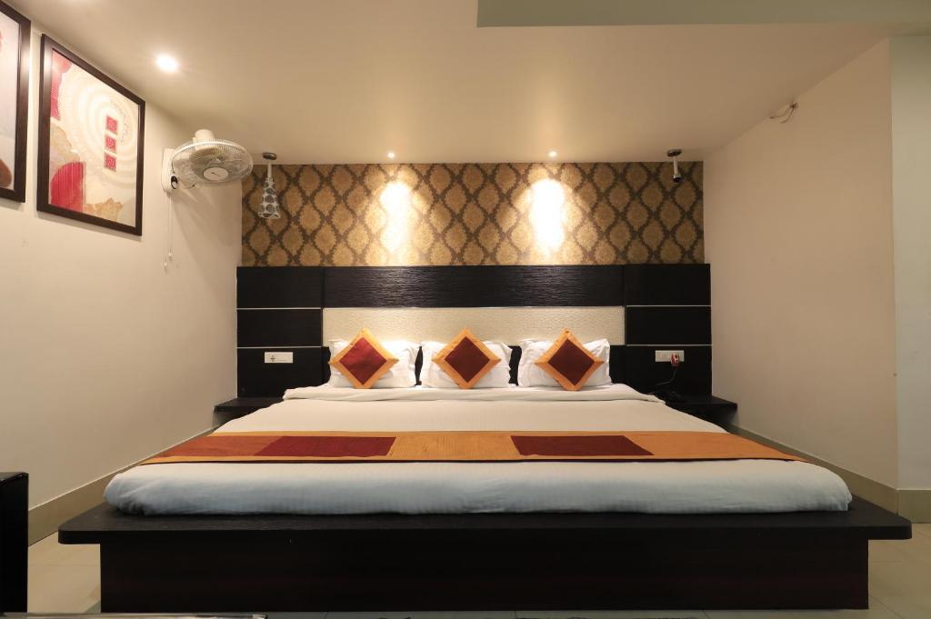 Гувахати: Namaste Hotel Rashmi
