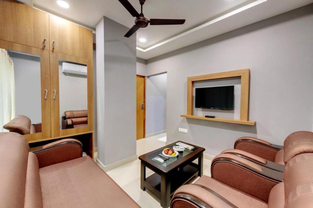 Гувахати: Click Hotel Guwahati