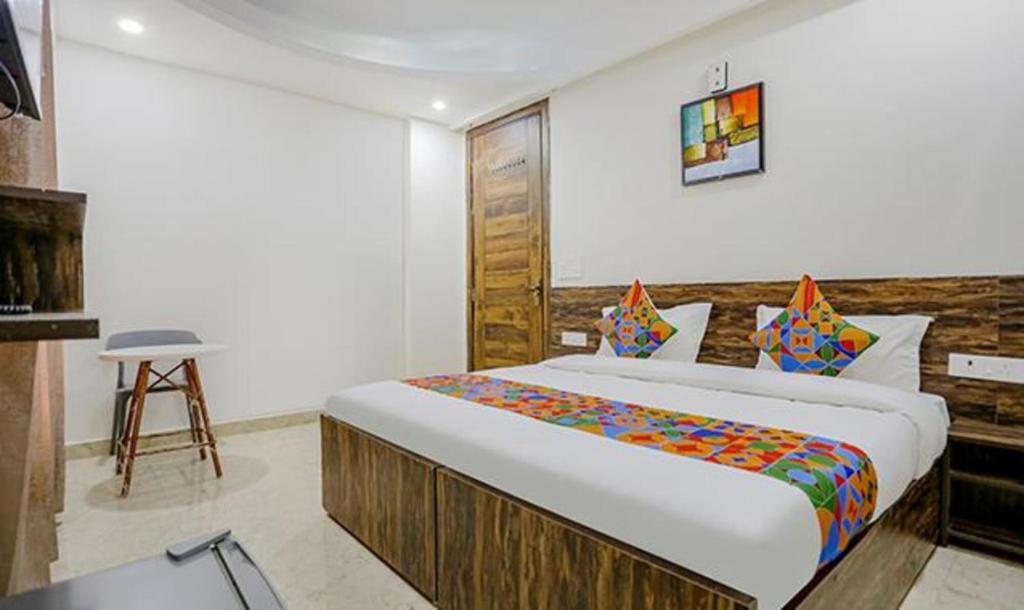 Гуруграм: FabHotel Amrit Residency