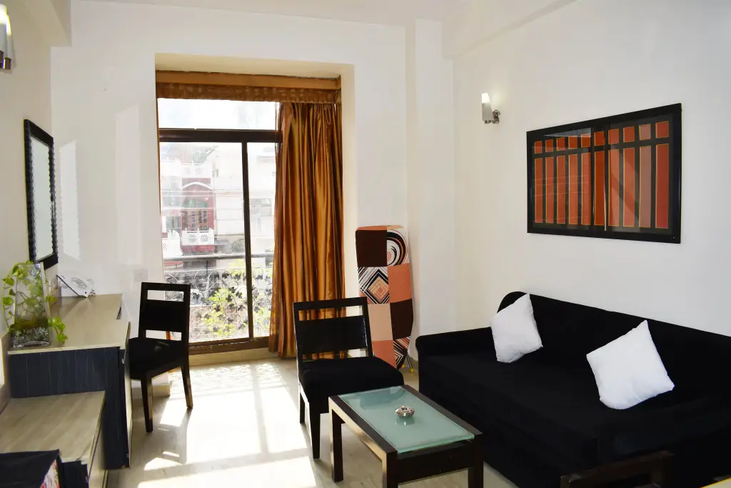 Гуруграм: One Bhk Serviced Apartment Near Artemis Hospital