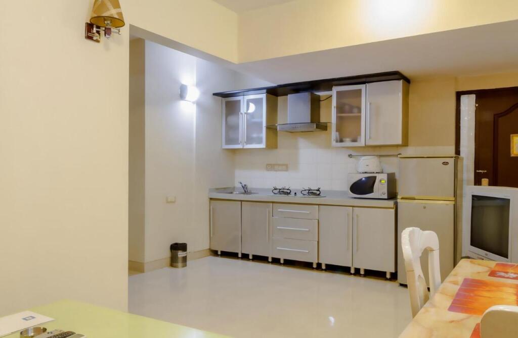 Мумбаи: Landmark Suites Bollywood design Hotel