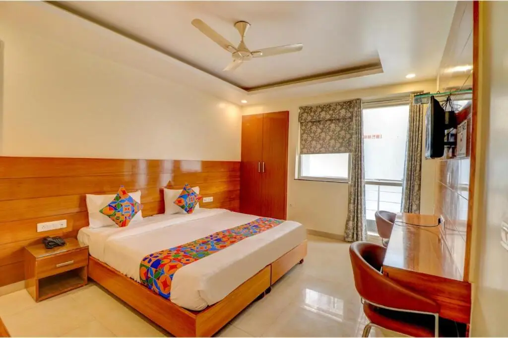 Гуруграм: The Aroma Residency near The Medanta, The Medicity, Gurgaon