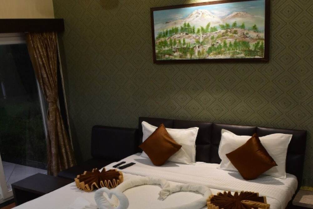 Халол: Greenland Resort