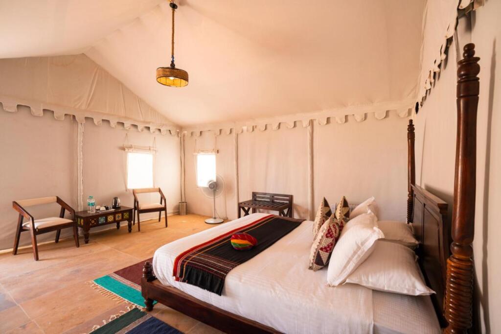 Государственный заповедник Desert National Park: Helsinki Desert Camp