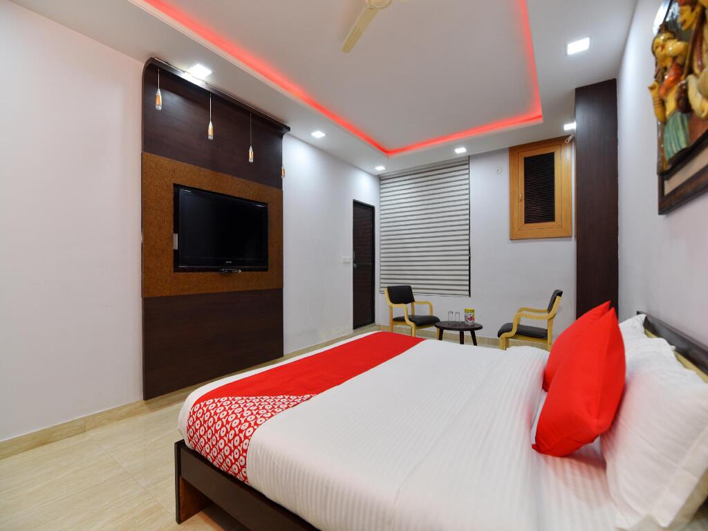 Джайпур: OYO 27787 Hotel Rama Inn