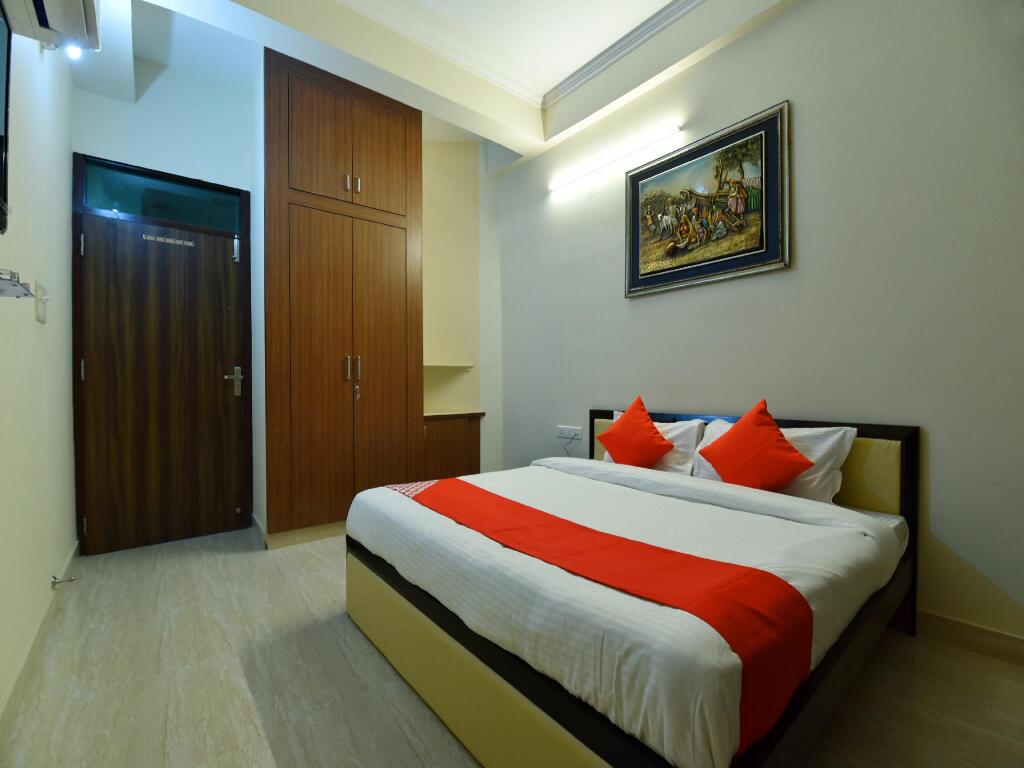 Джайпур: OYO 27787 Hotel Rama Inn